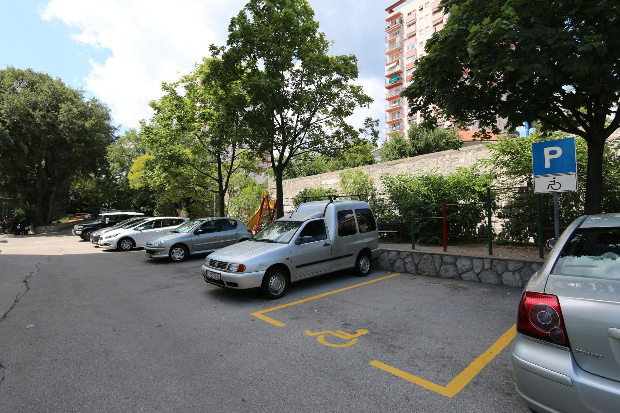 Apartment Krimeja Rijeka Exterior foto
